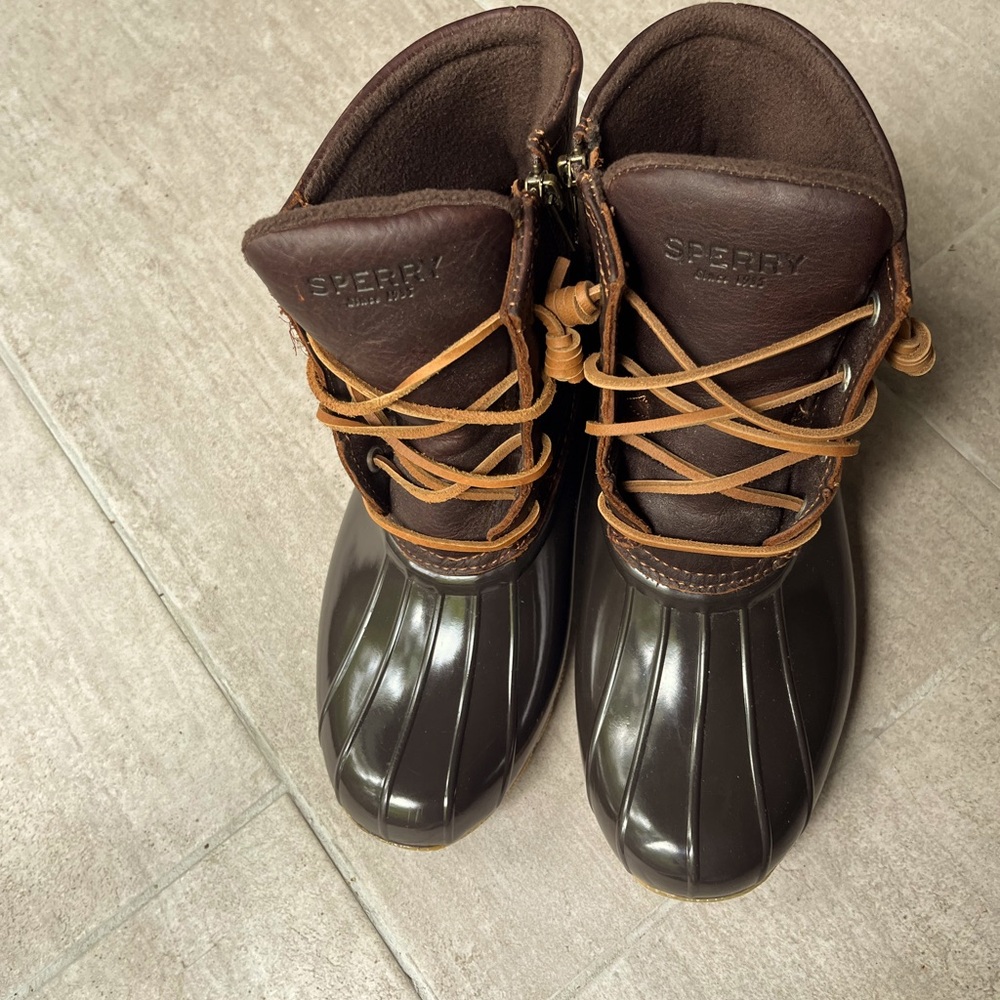 Sperry Women's Brown Waterproof Saltwater Duck Boot